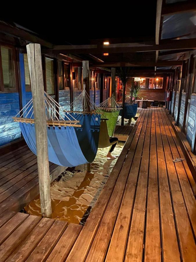 Mar De Fondo Hostel Punta Del Diablo Eksteriør bilde