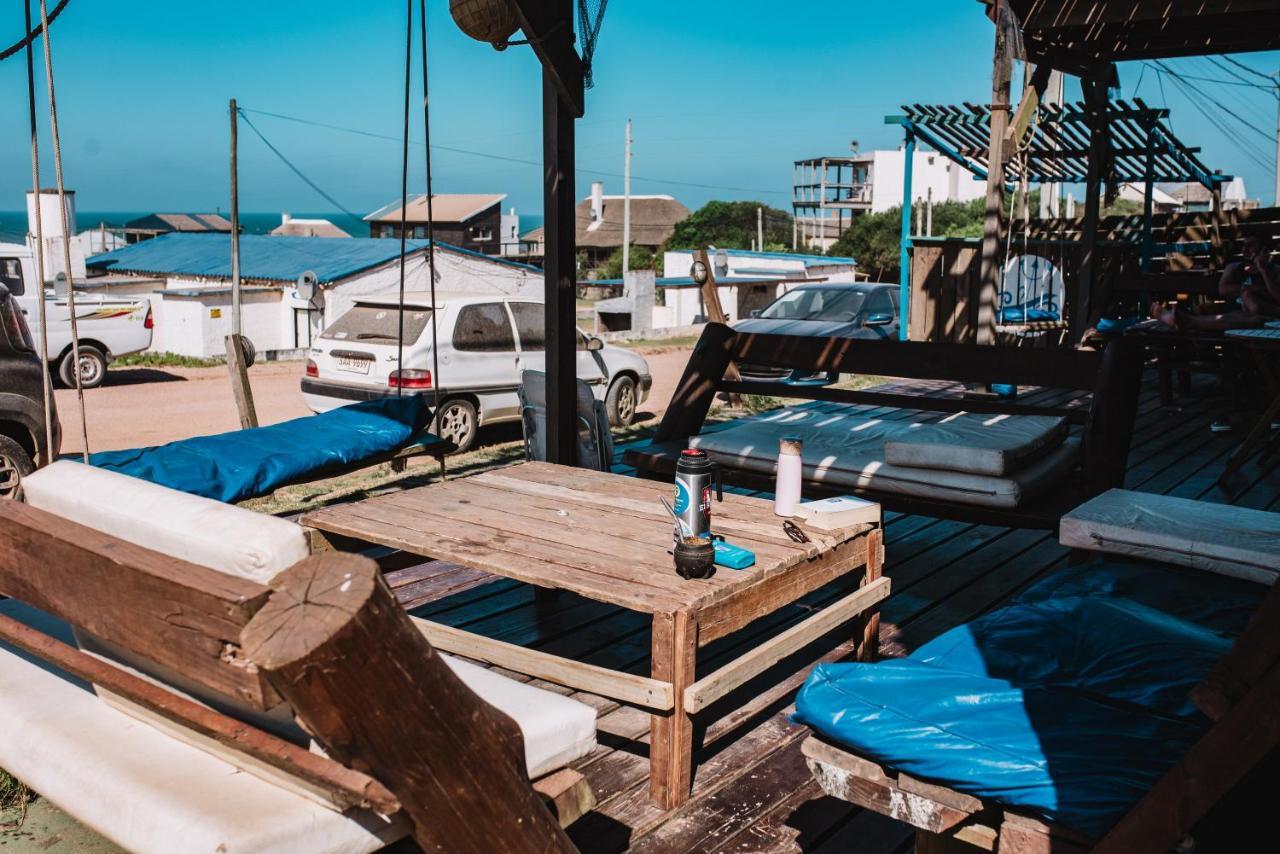 Mar De Fondo Hostel Punta Del Diablo Eksteriør bilde