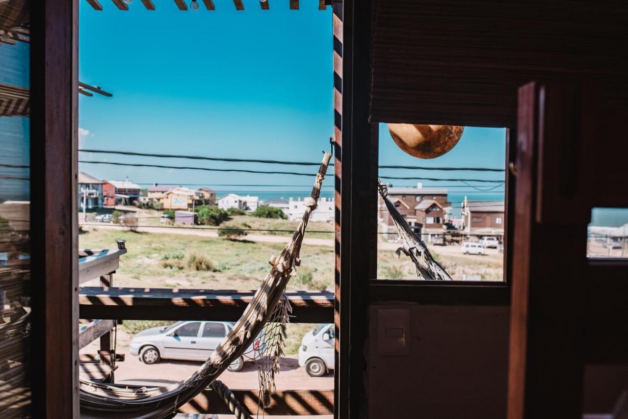 Mar De Fondo Hostel Punta Del Diablo Eksteriør bilde