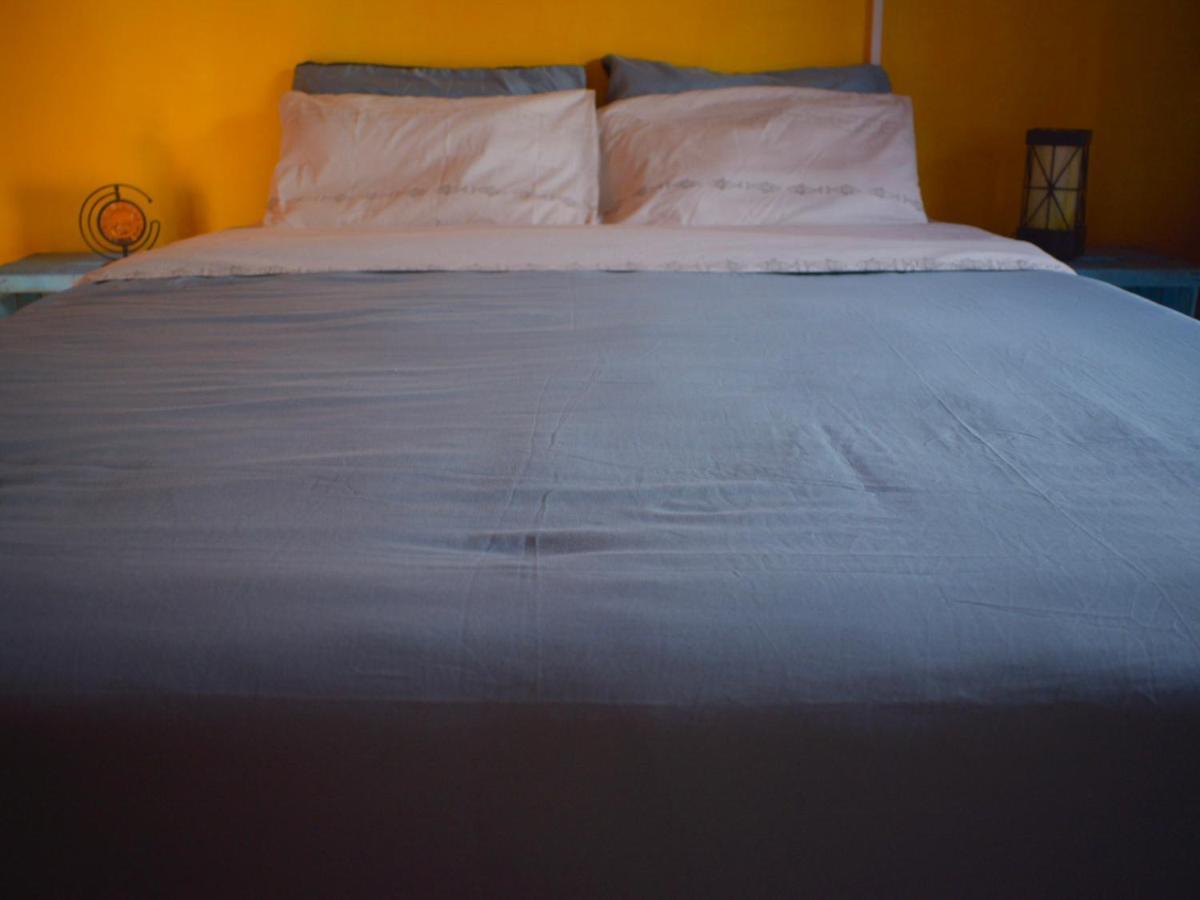 Mar De Fondo Hostel Punta Del Diablo Eksteriør bilde