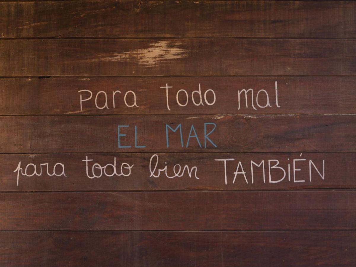 Mar De Fondo Hostel Punta Del Diablo Eksteriør bilde