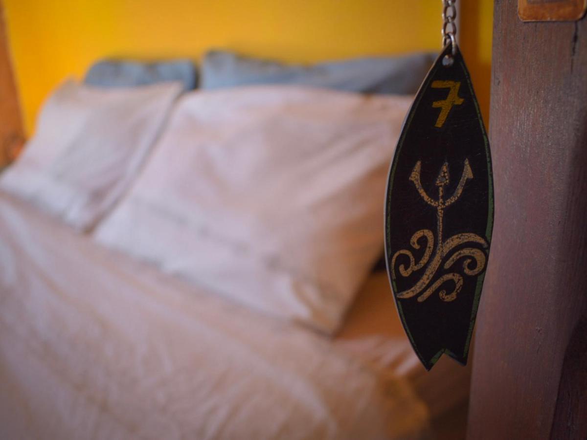 Mar De Fondo Hostel Punta Del Diablo Eksteriør bilde