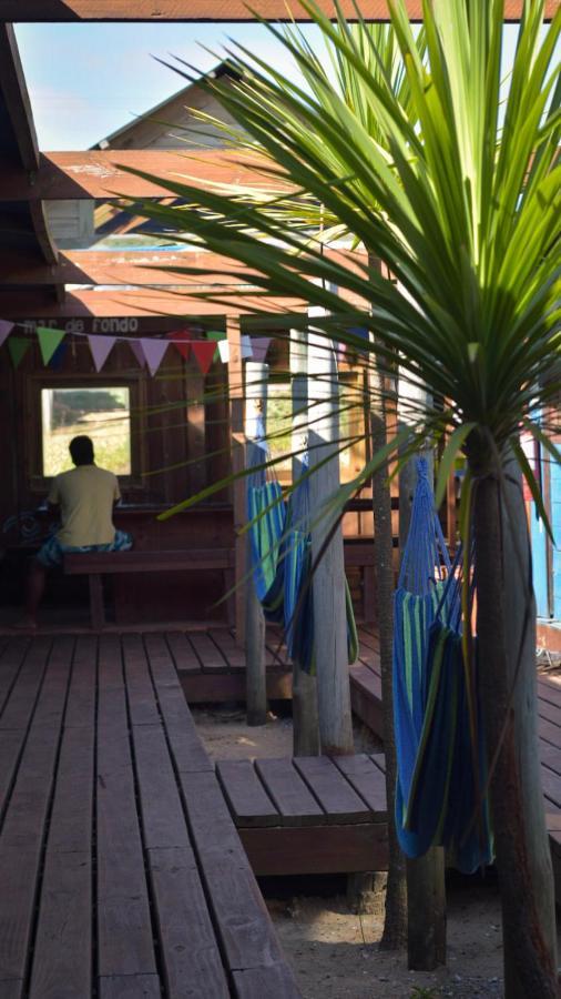 Mar De Fondo Hostel Punta Del Diablo Eksteriør bilde